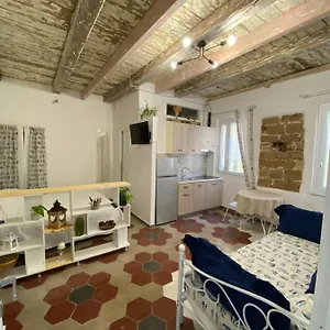  Couette-café Lu Bàtil - Italie