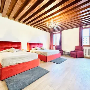  Couette-café Luxury Suites